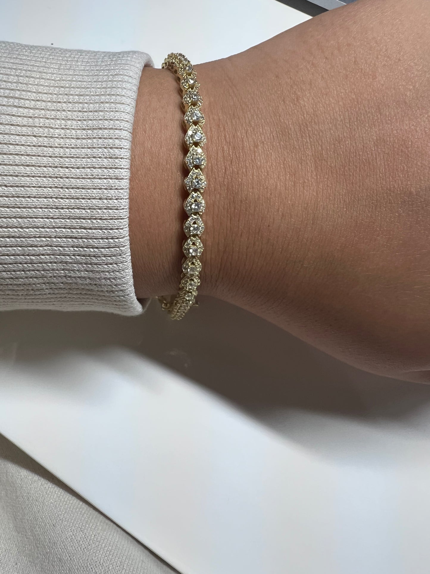 Cluster tennis bracelet