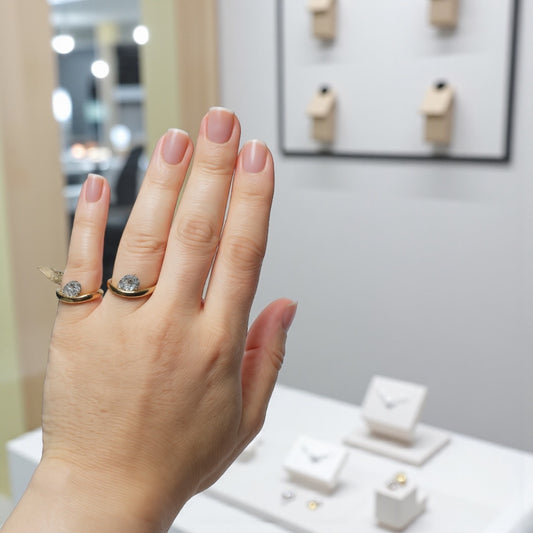 Pear pinky ring