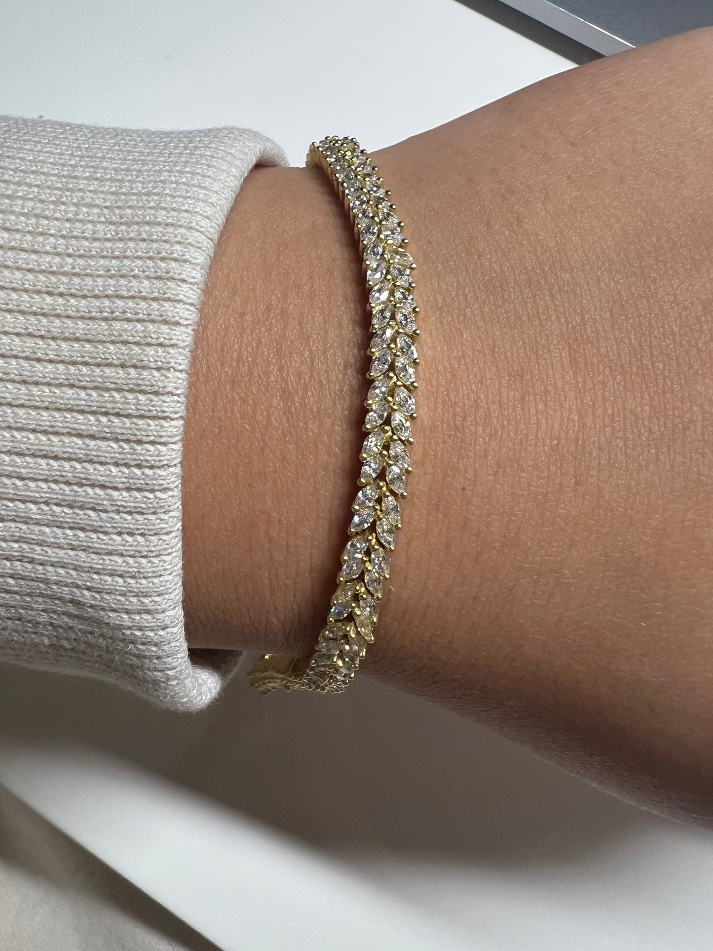 Double row tennis bracelet