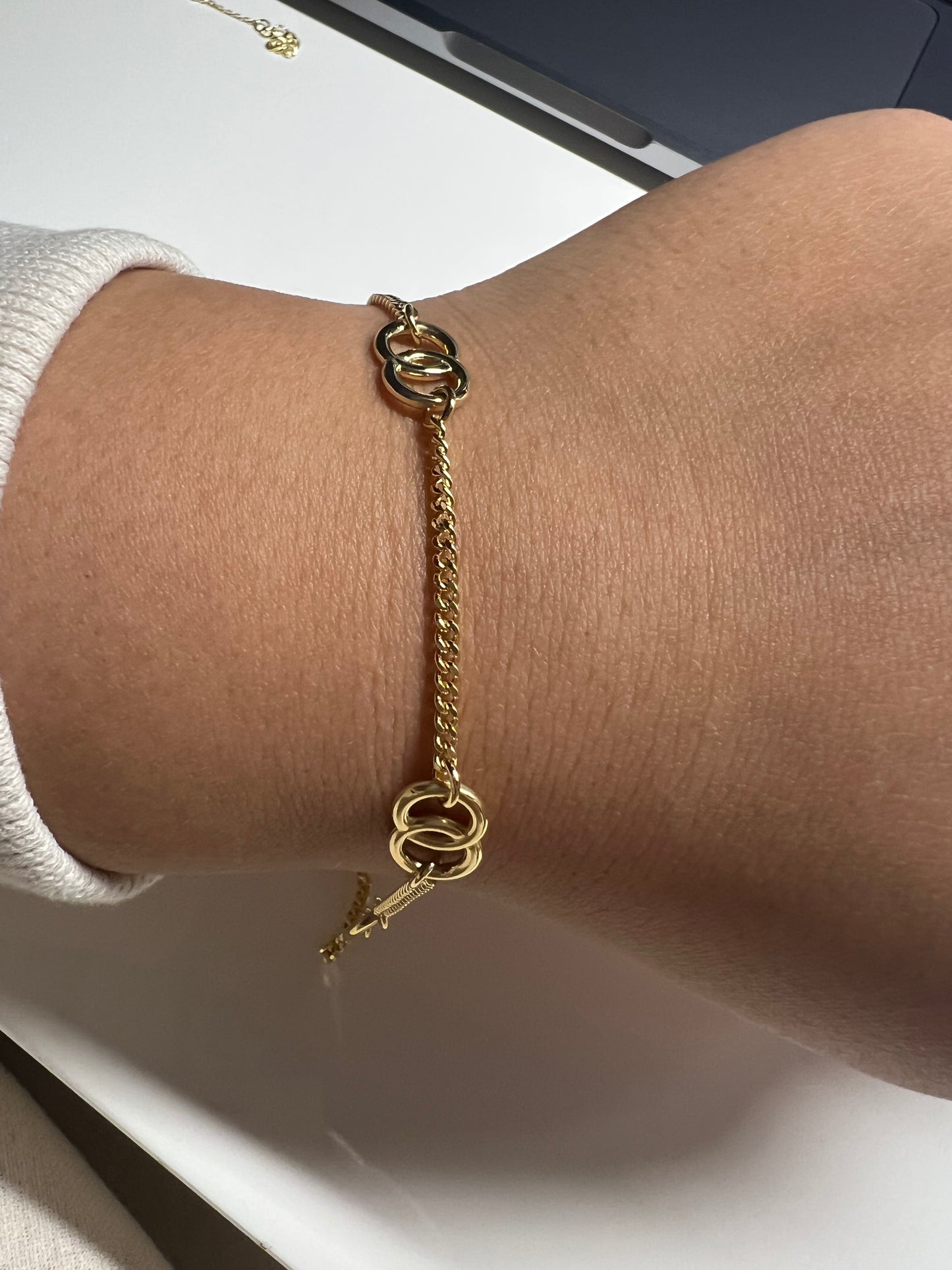 Gold link bracelet