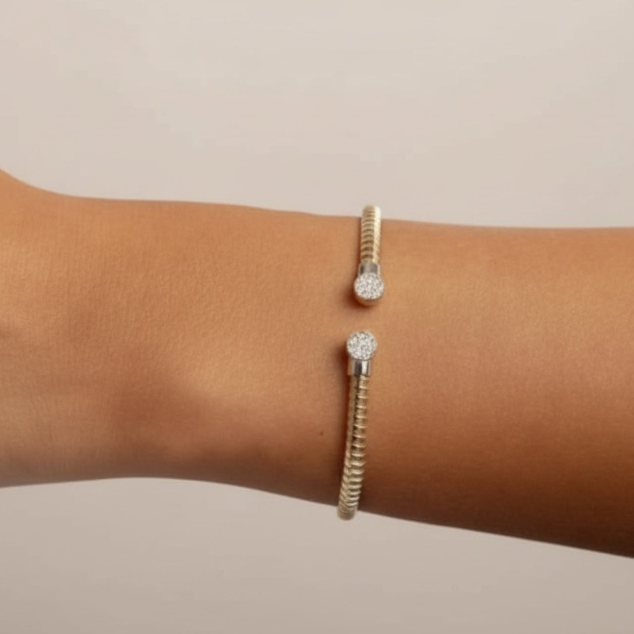 Diamond Round End Tuboga Cuff